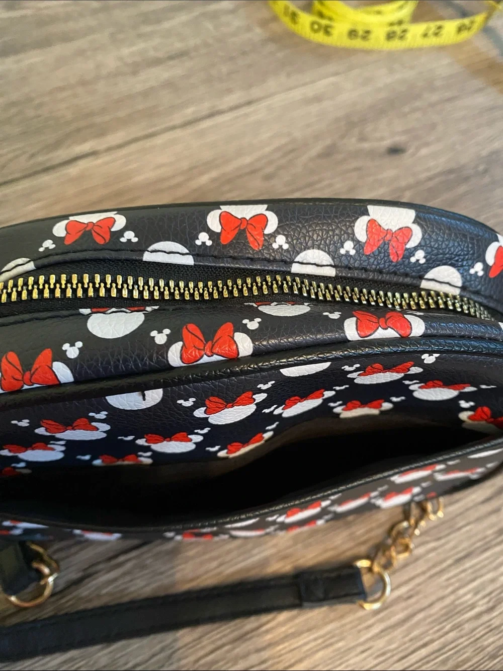 Minnie Mouse Disney Crossbody Bag with Red Bow Pattern
